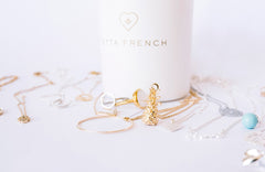 Amazing Gift Concept Idea - Jewellery in a Candle!